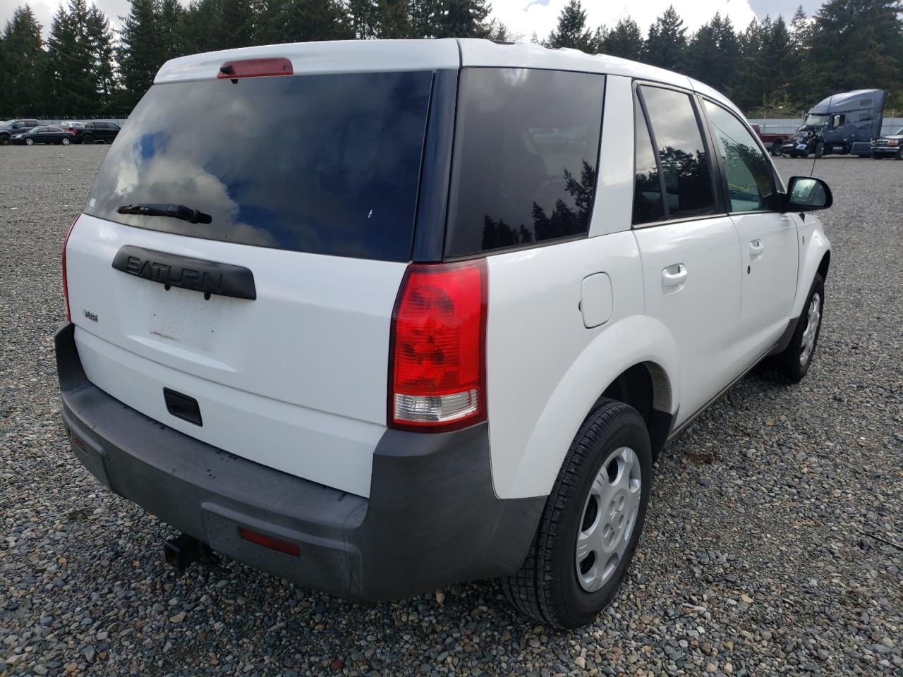 Photo 4 from auction – 2005 SATURN VUE with VIN 5GZCZ33D95S829579