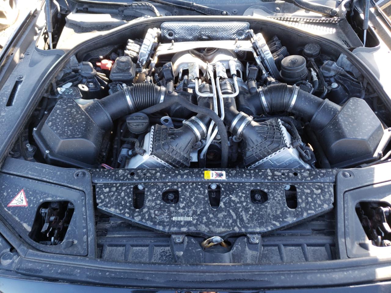 Photo 7 from auction – 2014 BMW M5 with VIN WBSFV9C59ED097814