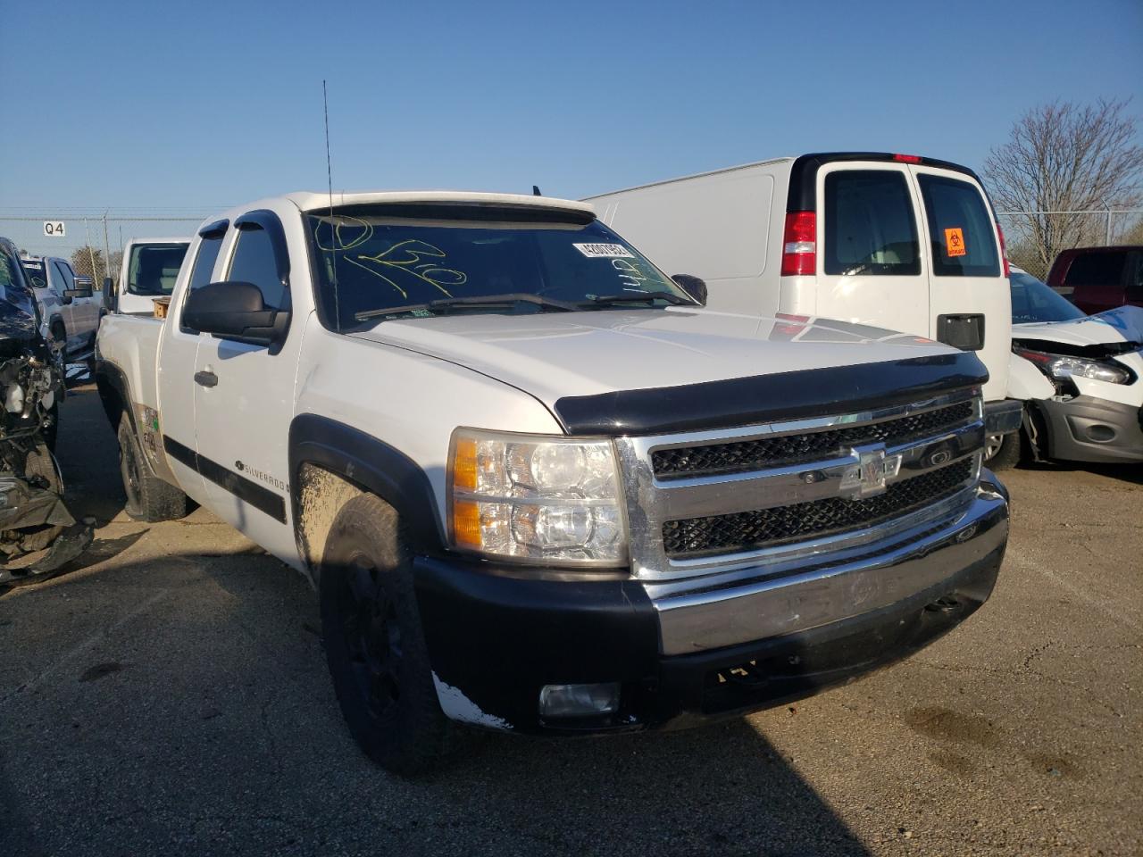 CHEVROLET SILVERADO 2007 z numerem VIN 1GCEK19J57E504719 - Zdjęcie z aukcji