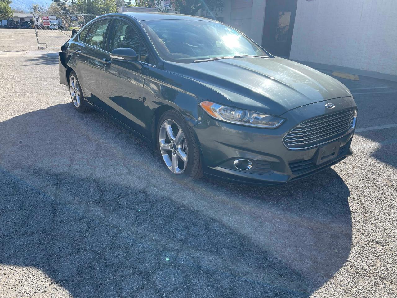 FORD FUSION SE 2015 with VIN 3FA6P0H74FR295142 - Photo from auction