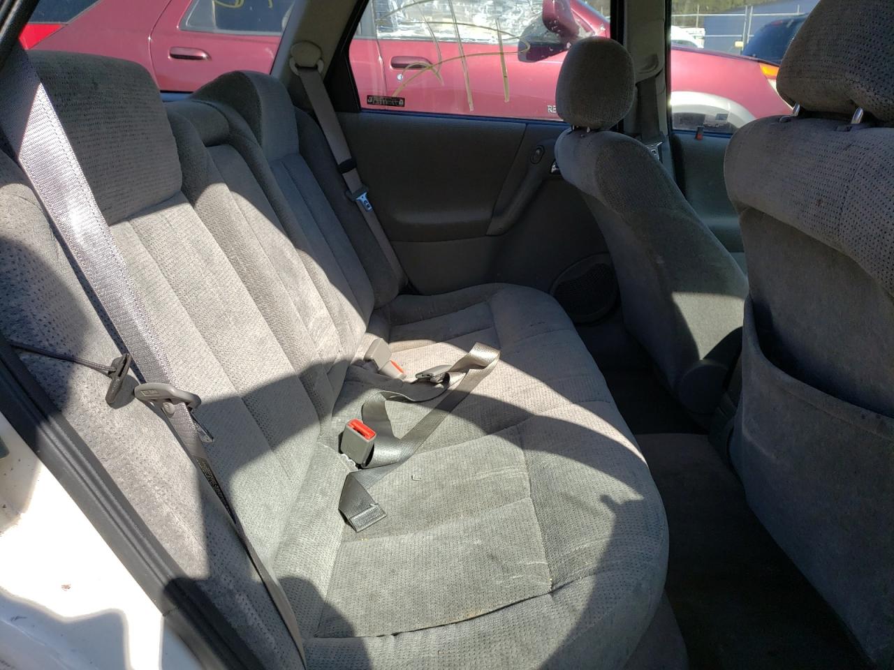 Photo 6 from auction – 2001 SATURN LW200 with VIN 1G8JU82F61Y540264