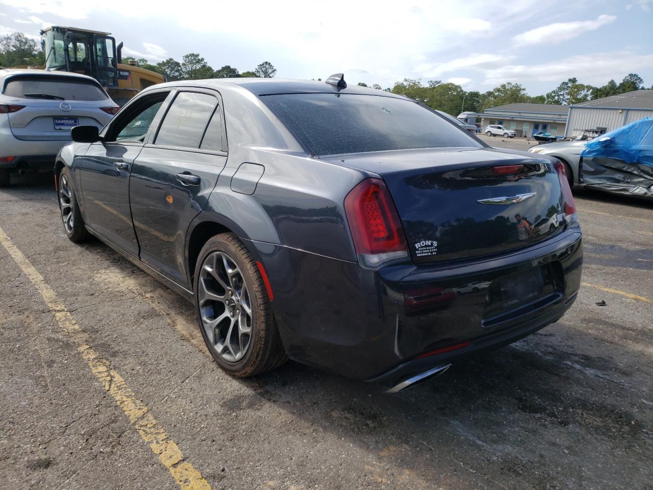 Photo 3 from auction – 2017 CHRYSLER 300 S with VIN 2C3CCABGXHH663284