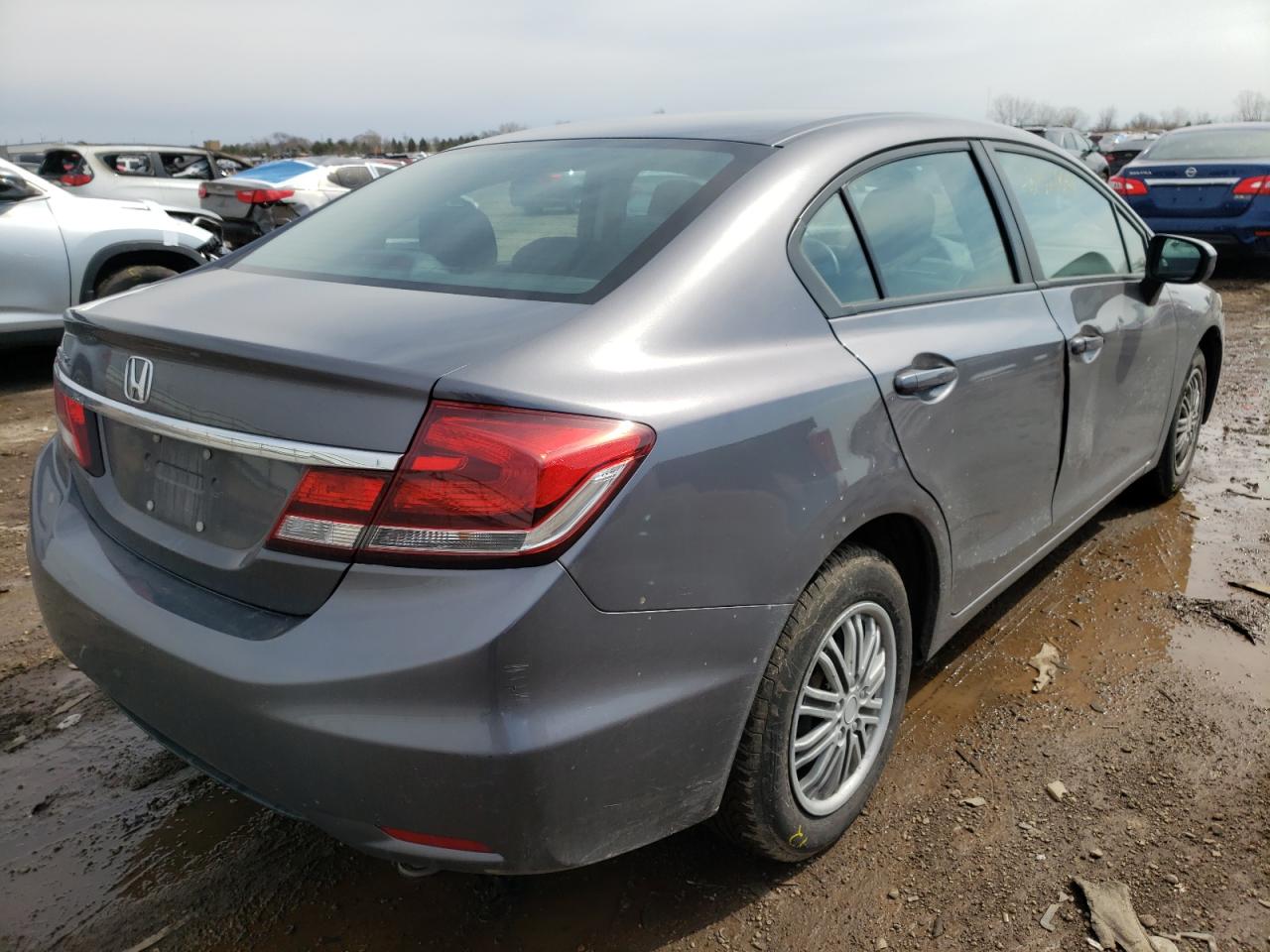 Photo 4 from auction – 2015 HONDA CIVIC LX with VIN 19XFB2F57FE117366