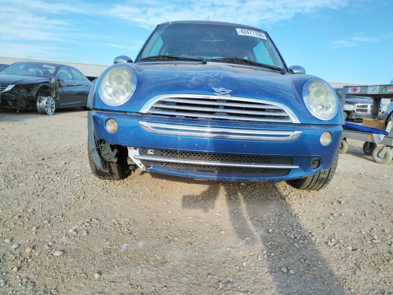 Photo 9 from auction – 2006 MINI COOPER with VIN WMWRC33566TK71687