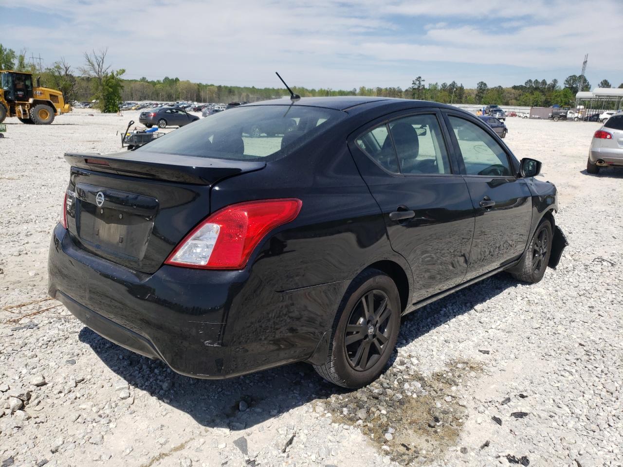 Photo 4 from auction – 2018 NISSAN VERSA S with VIN 3N1CN7AP9JL831913