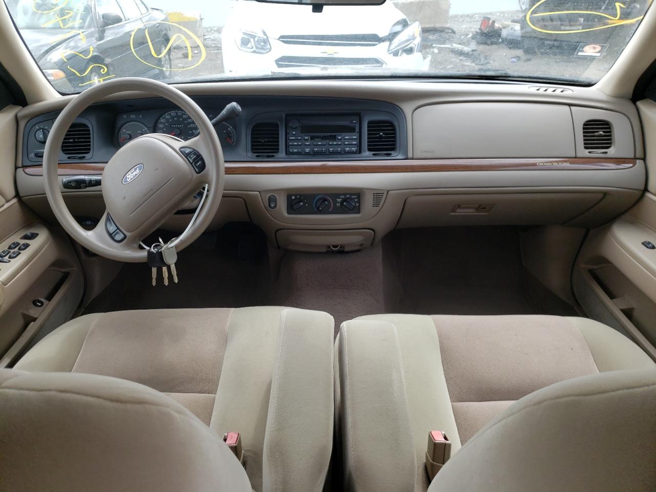 Photo 9 from auction – 2004 FORD CROWN VICT with VIN 2FAFP73W14X173134