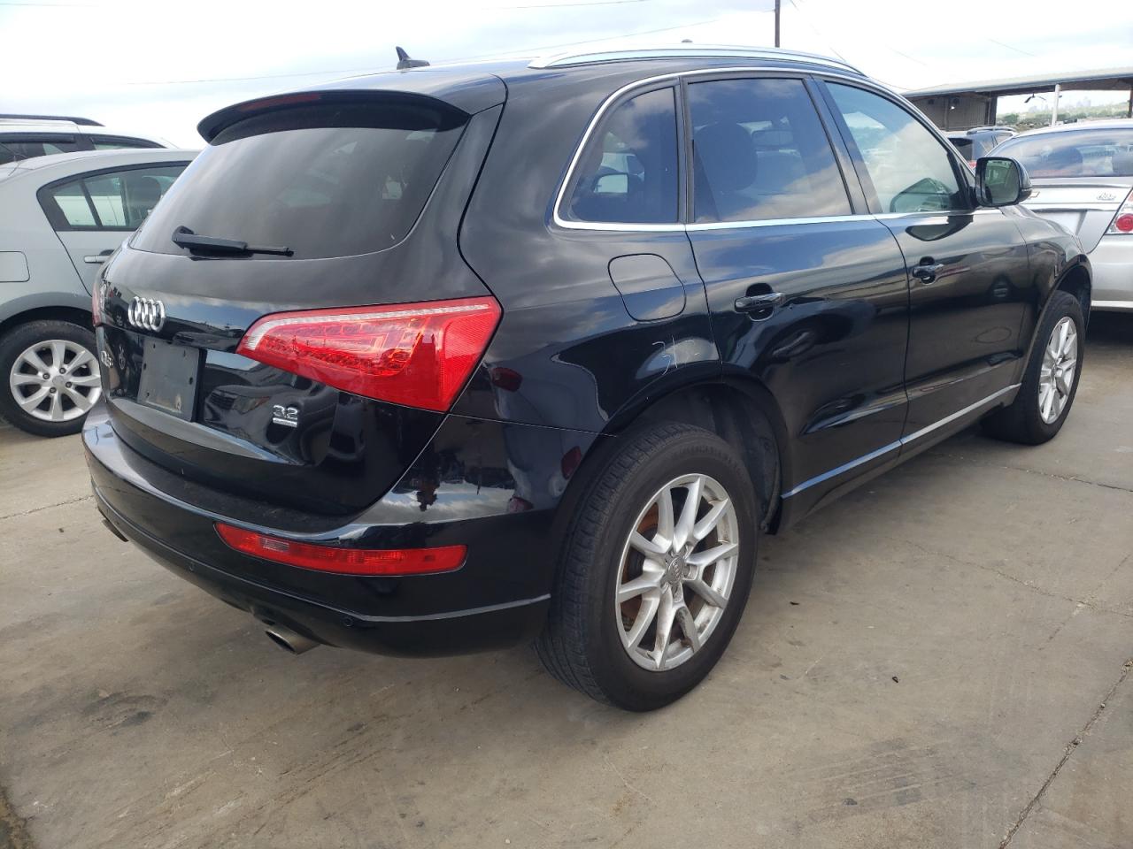 Photo 4 from auction – 2010 AUDI Q5 PREMIUM with VIN WA1LKAFP0AA091438
