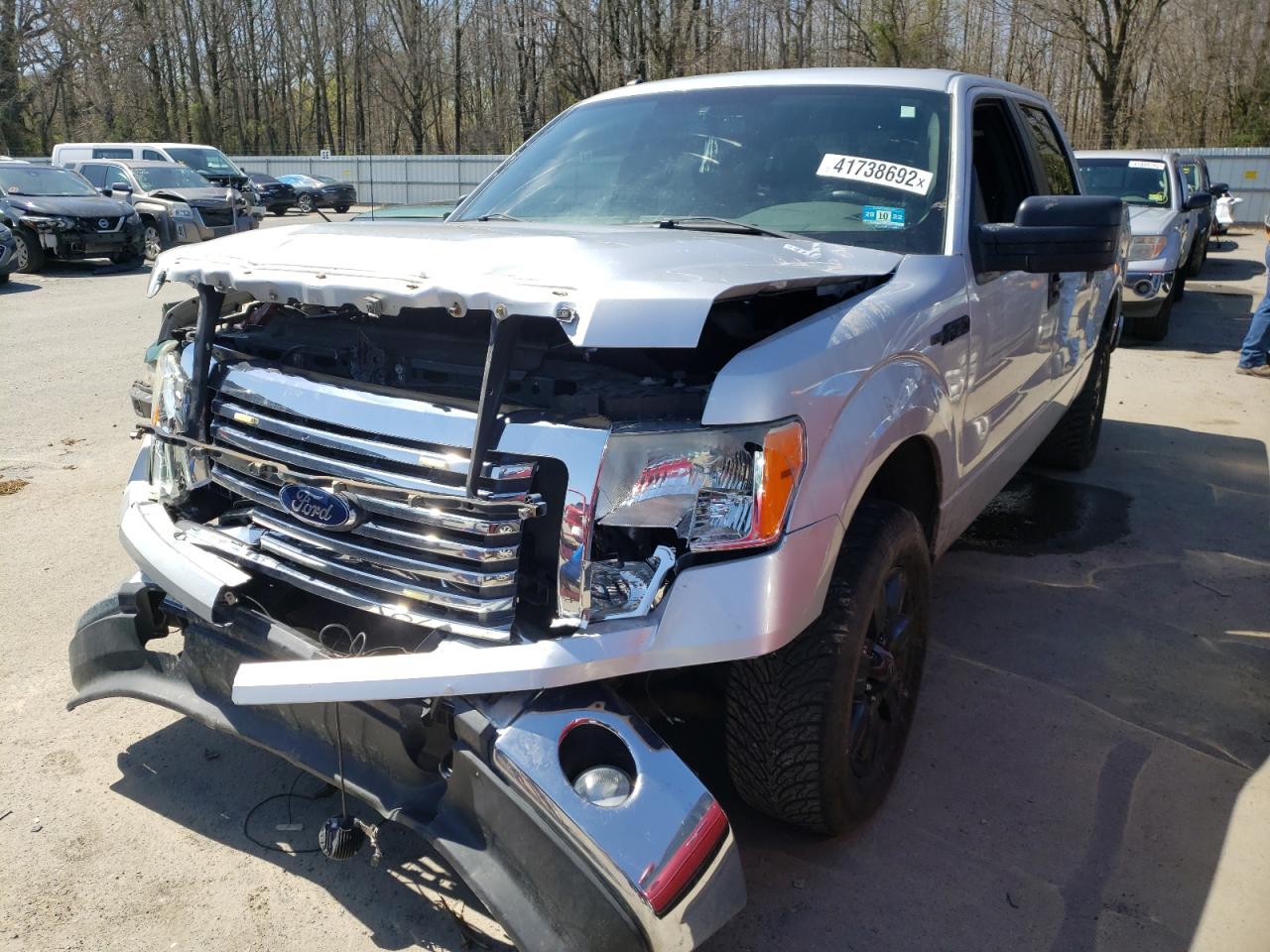 Photo 2 from auction – 2011 FORD F150 SUPER with VIN 1FTFW1EF2BFA30192