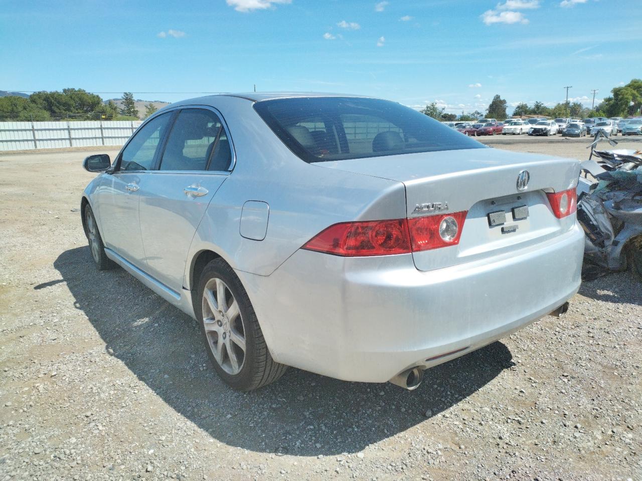 Photo 3 from auction – 2004 ACURA TSX with VIN JH4CL96874C016317