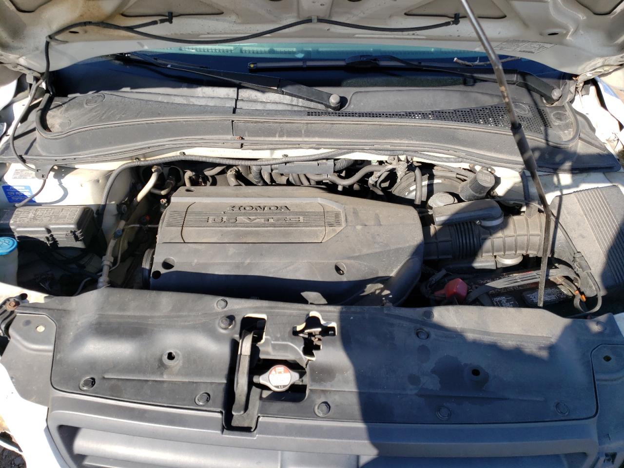 Photo 7 from auction – 2004 HONDA PILOT EXL with VIN 2HKYF18644H554618