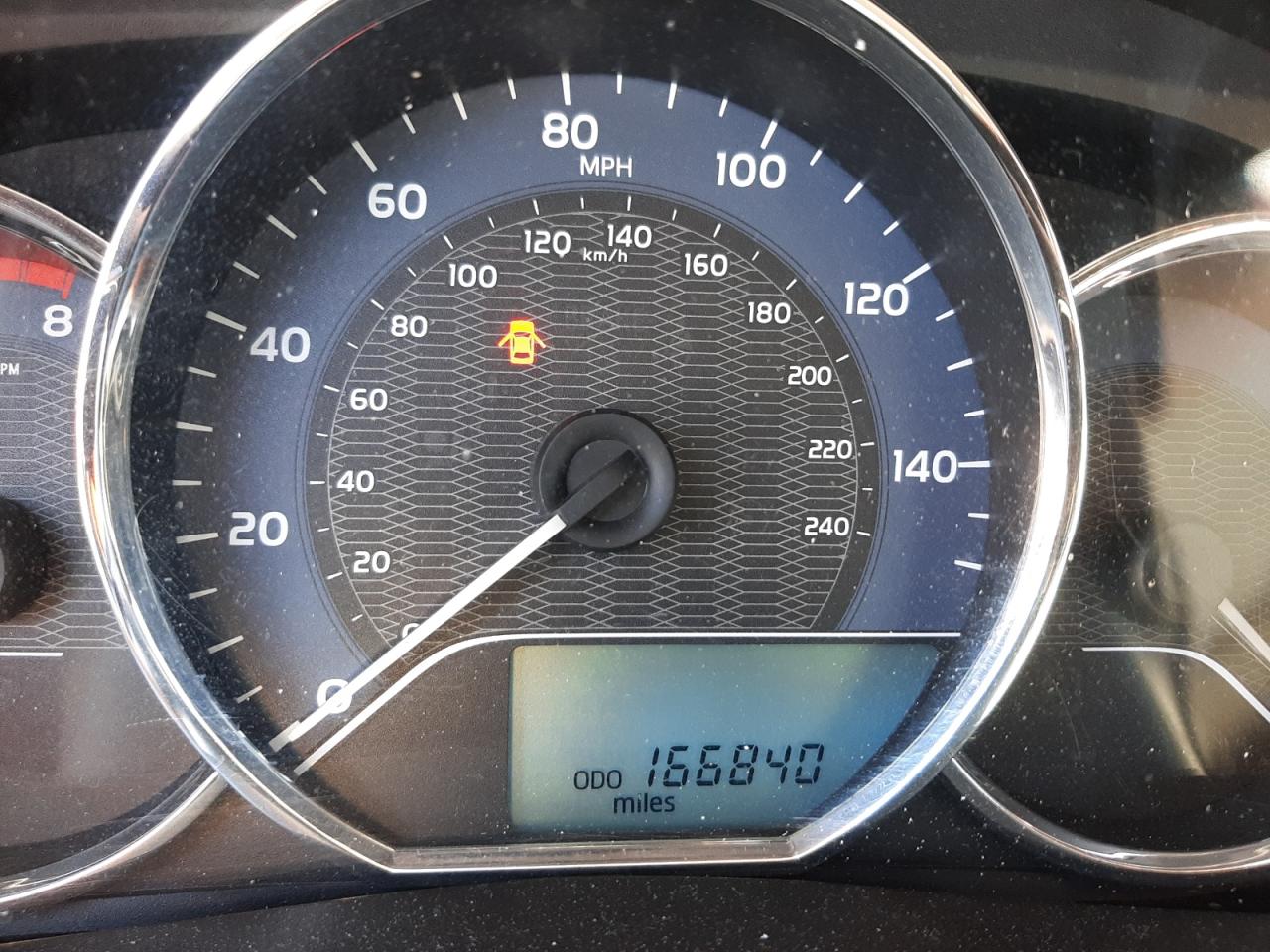Photo 8 from auction – 2014 TOYOTA COROLLA L with VIN 5YFBURHE6EP062730