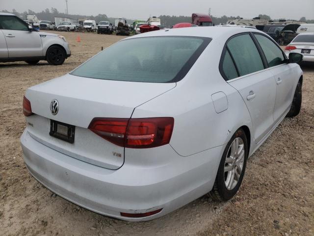 Photo 4 from auction – 2017 VOLKSWAGEN JETTA S with VIN 3VW2B7AJ6HM247001