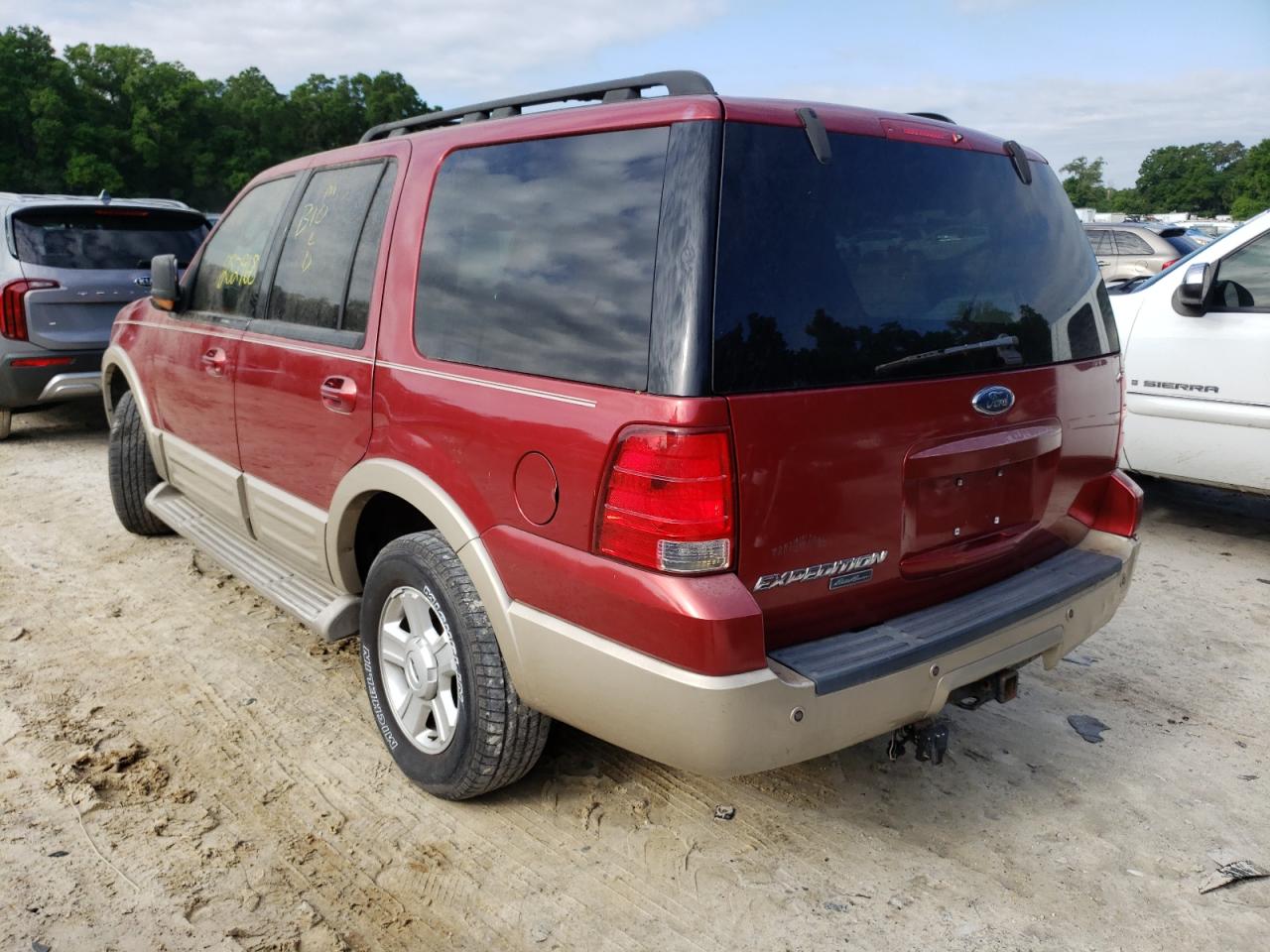 Photo 3 from auction – 2006 FORD EXPEDITION with VIN 1FMPU17566LA91322