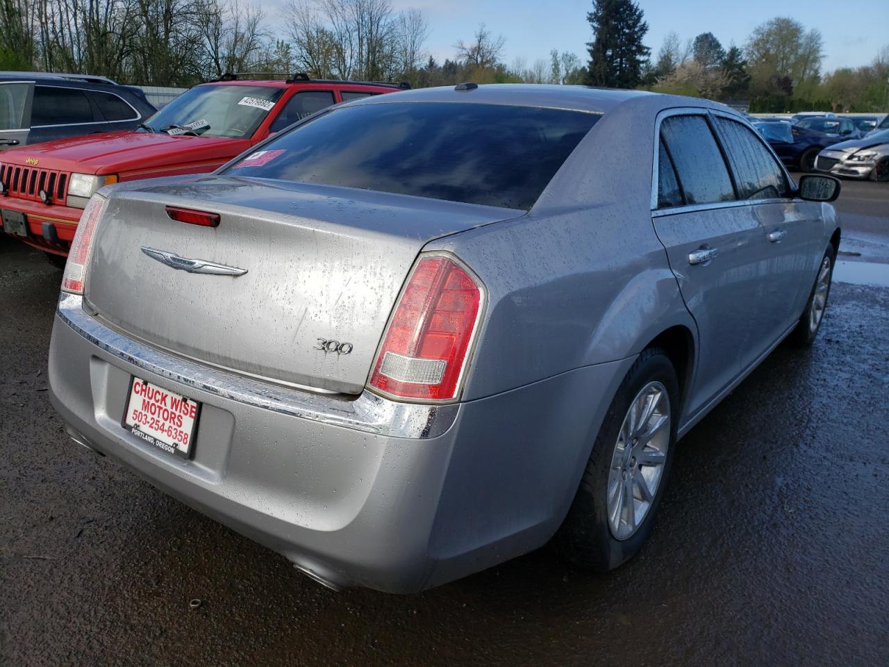 Photo 4 from auction – 2011 CHRYSLER 300 LIMITE with VIN 2C3CA5CG8BH522765