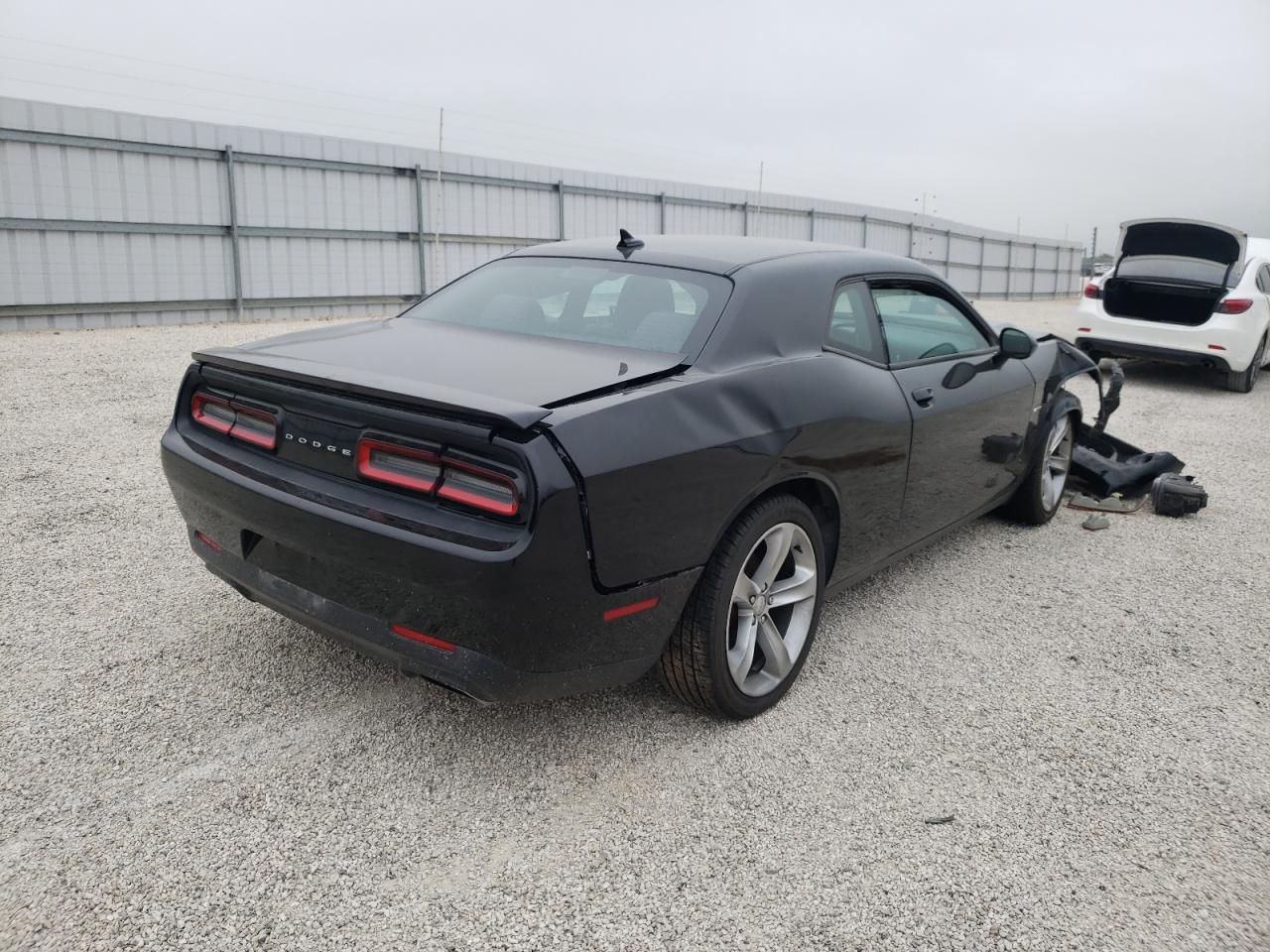Photo 4 from auction – 2015 DODGE CHALLENGER with VIN 2C3CDZAT8FH710819