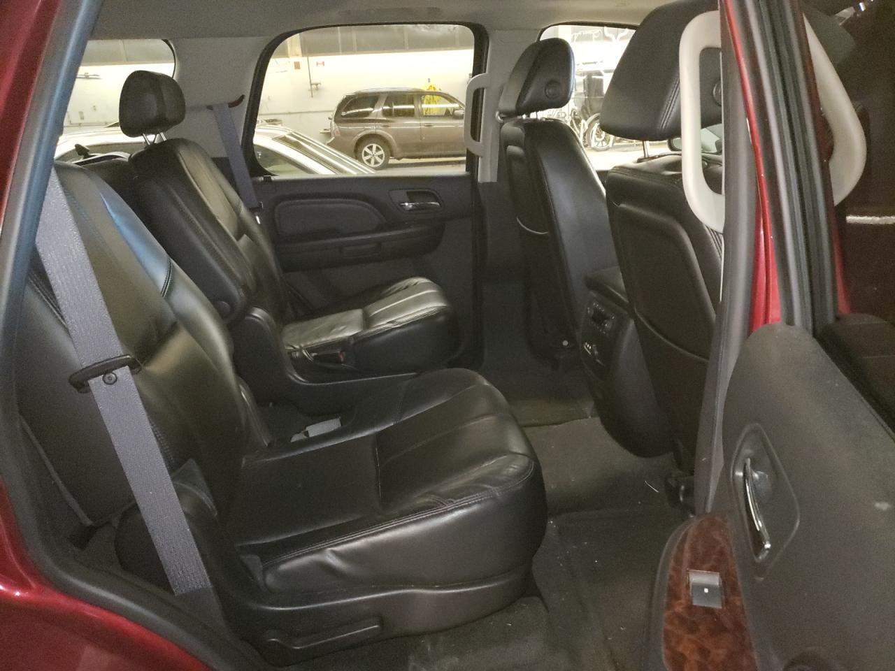 Photo 6 from auction – 2008 GMC YUKON DENA with VIN 1GKFK63828J146693