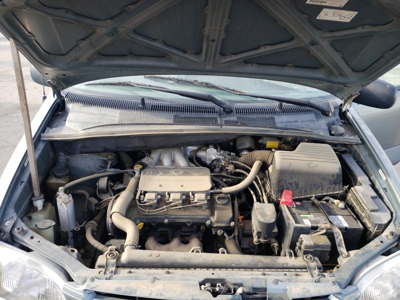 Photo 7 from auction – 2000 TOYOTA SIENNA CE with VIN 4T3ZF19CXYU283622