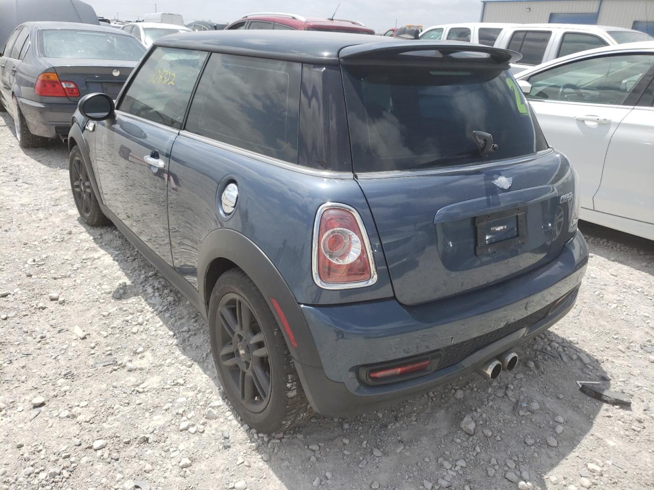 Photo 3 from auction – 2011 MINI COOPER S with VIN WMWSV3C55BTY16283