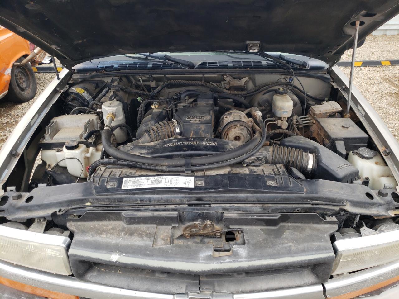 Photo 7 from auction – 2000 CHEVROLET S 10 with VIN 1GCCS1449Y8108933