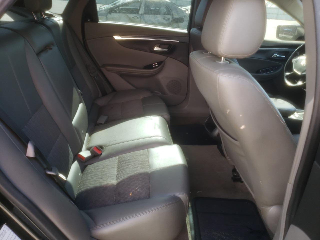Photo 6 from auction – 2017 CHEVROLET IMPALA LT with VIN 1G1105SA8HU161717