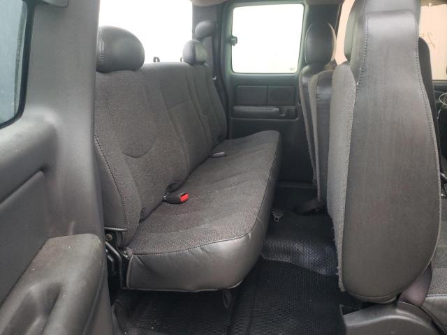 Photo 6 from auction – 2005 CHEVROLET SILVERADO with VIN 1GCEC19XX5Z107370