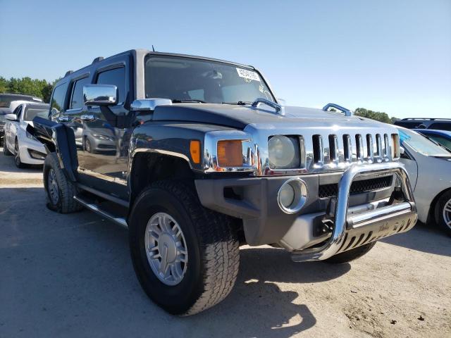 HUMMER H3 2008 with VIN 5GTEN13E688171944 - Photo from auction