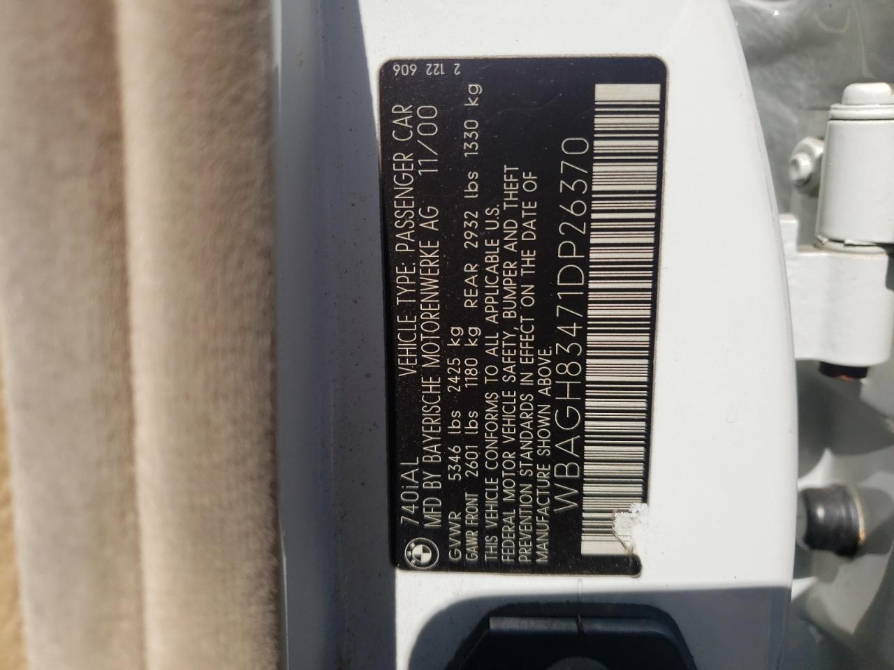 Photo 10 from auction – 2001 BMW 740 IL with VIN WBAGH83471DP26370