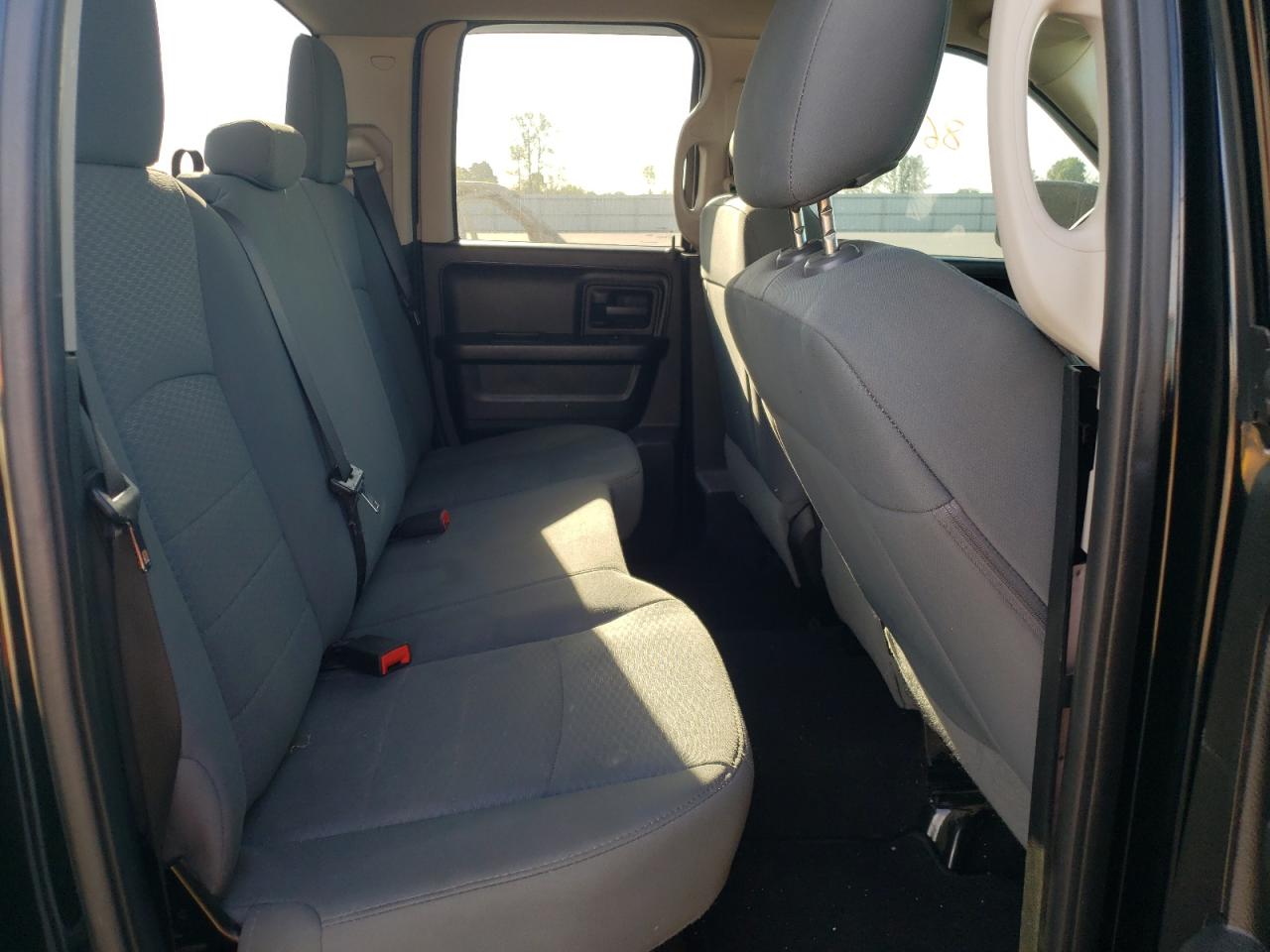 Photo 6 from auction – 2014 RAM 1500 ST with VIN 1C6RR6FT7ES358667