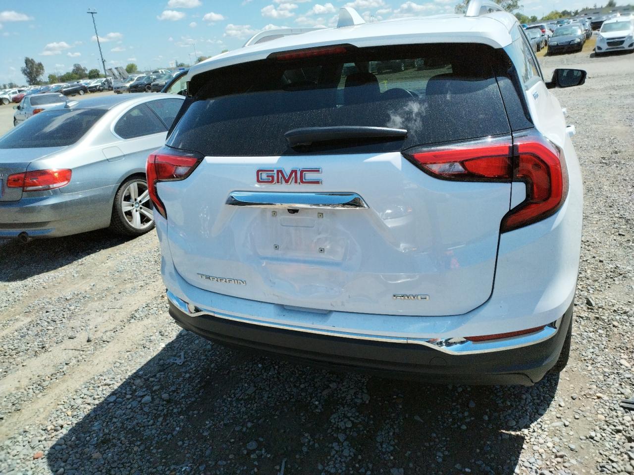 Photo 9 from auction – 2020 GMC TERRAIN SL with VIN 3GKALVEV1LL236200