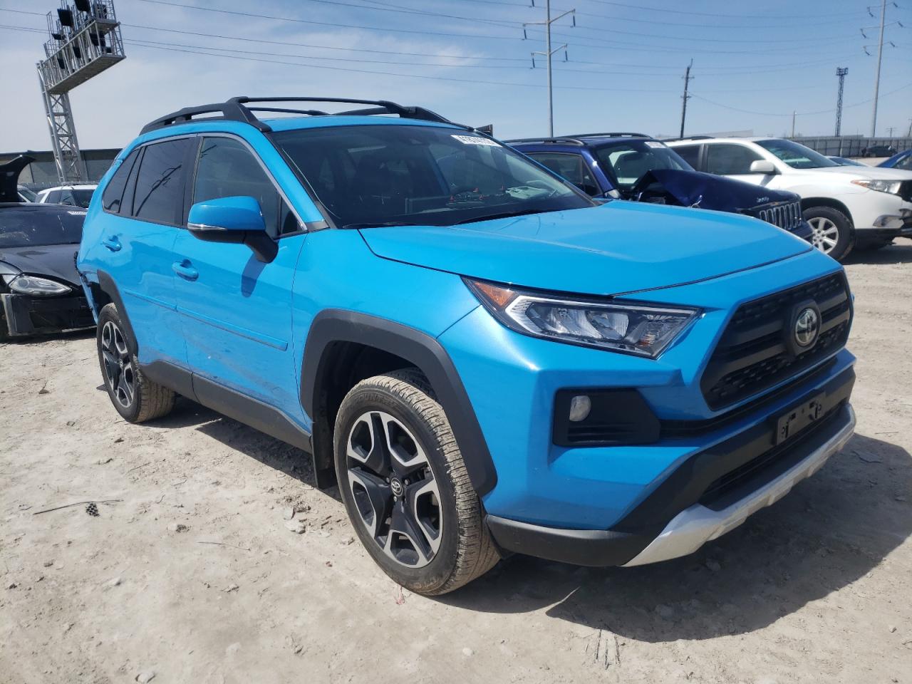 TOYOTA RAV4 ADVEN 2019 with VIN 2T3J1RFV5KW040355 - Photo from auction
