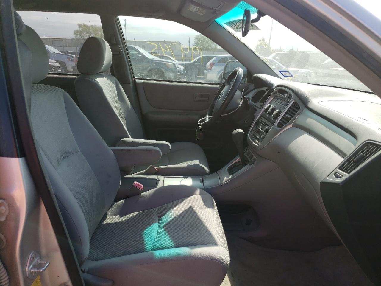 Photo 5 from auction – 2007 TOYOTA HIGHLANDER with VIN JTEGD21A070159919