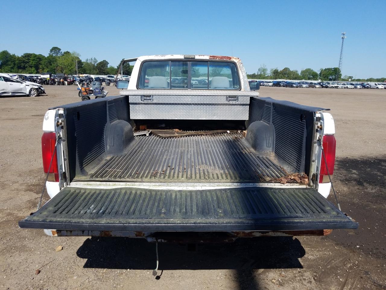 Photo 6 from auction – 1993 FORD F150 with VIN 1FTDF15Y6PNA70264