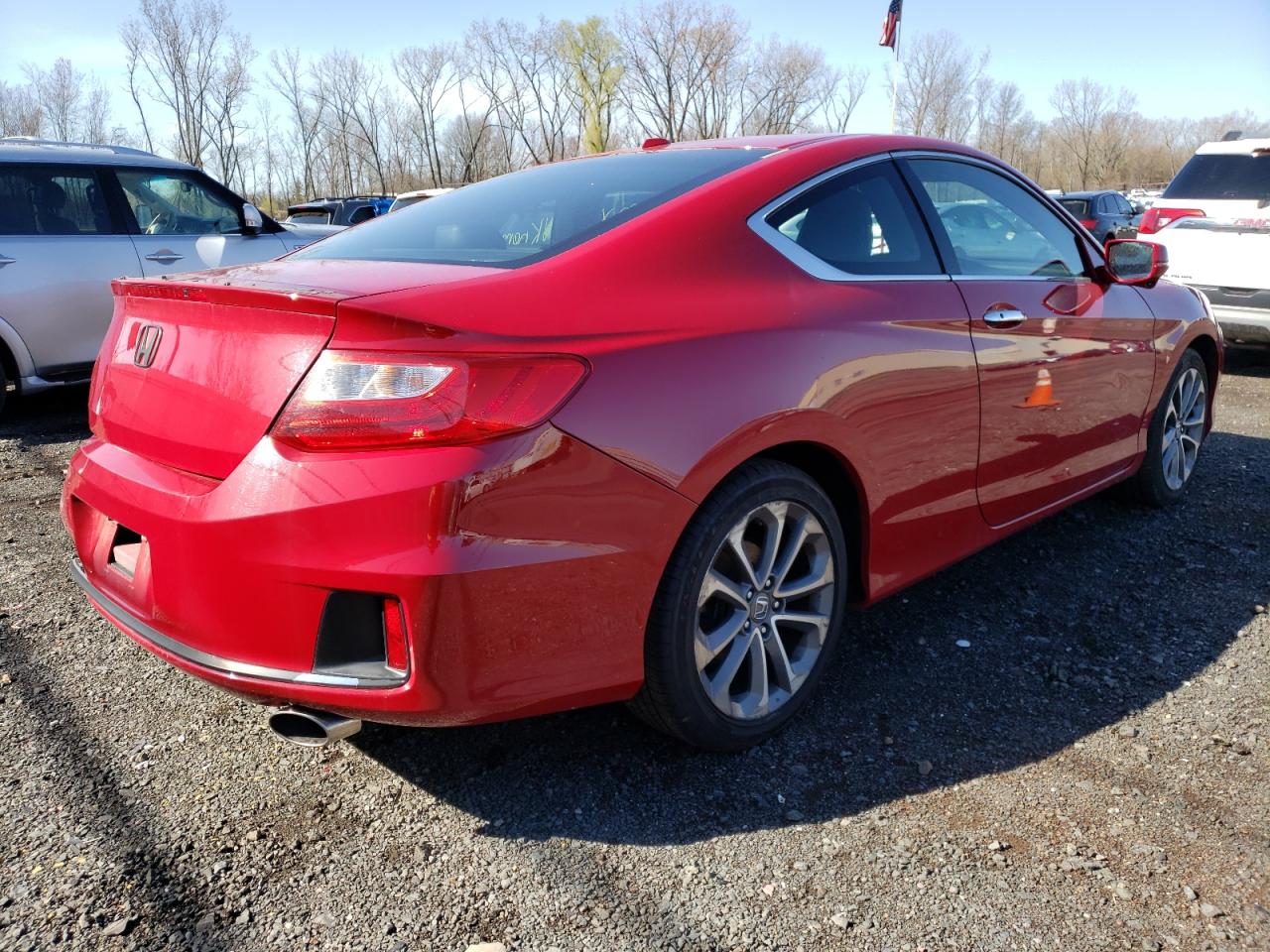 Photo 4 from auction – 2015 HONDA ACCORD EXL with VIN 1HGCT2A85FA008247