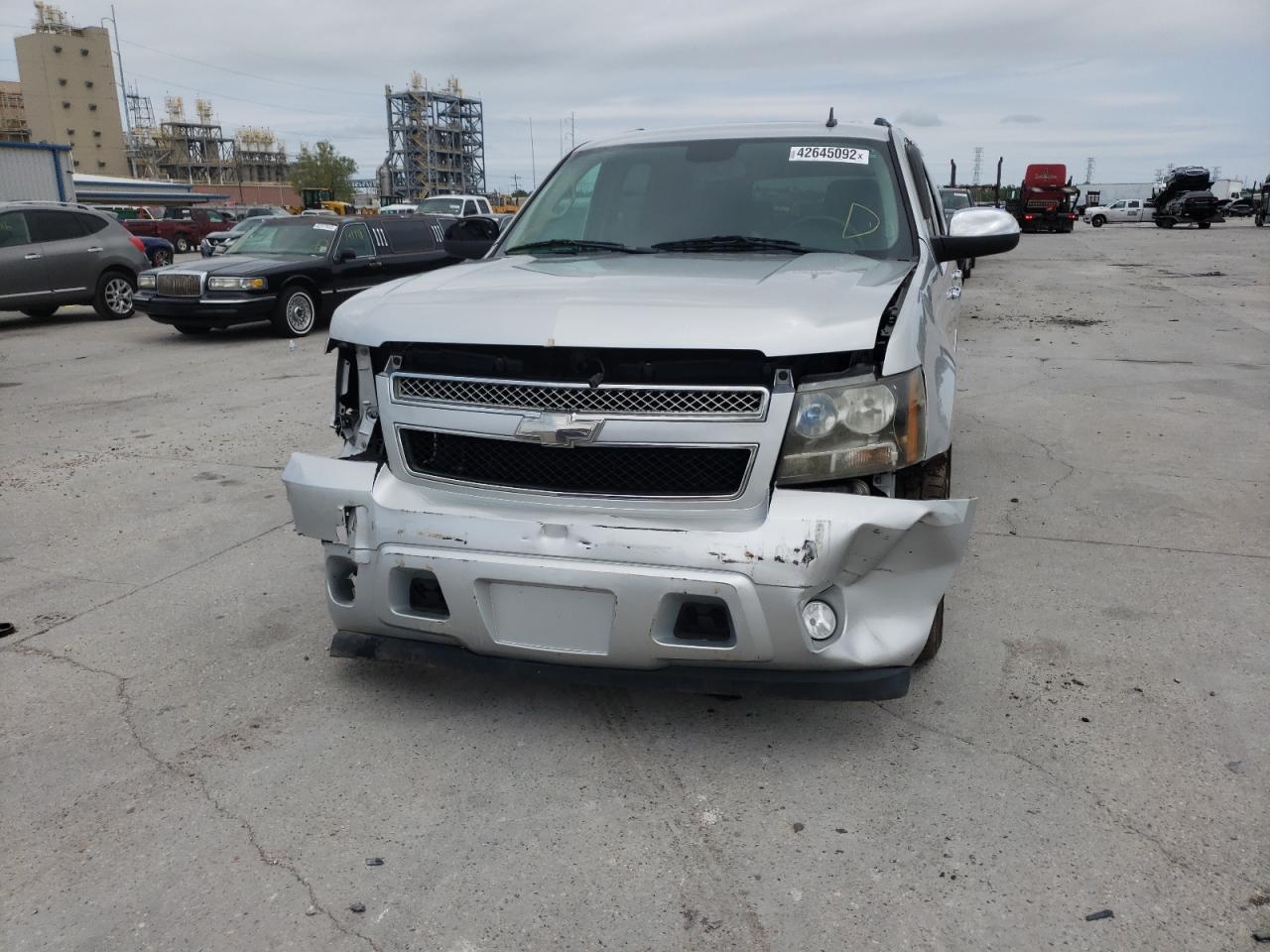 Photo 9 from auction – 2010 CHEVROLET SUBURBAN C with VIN 1GNUCHE03AR207826