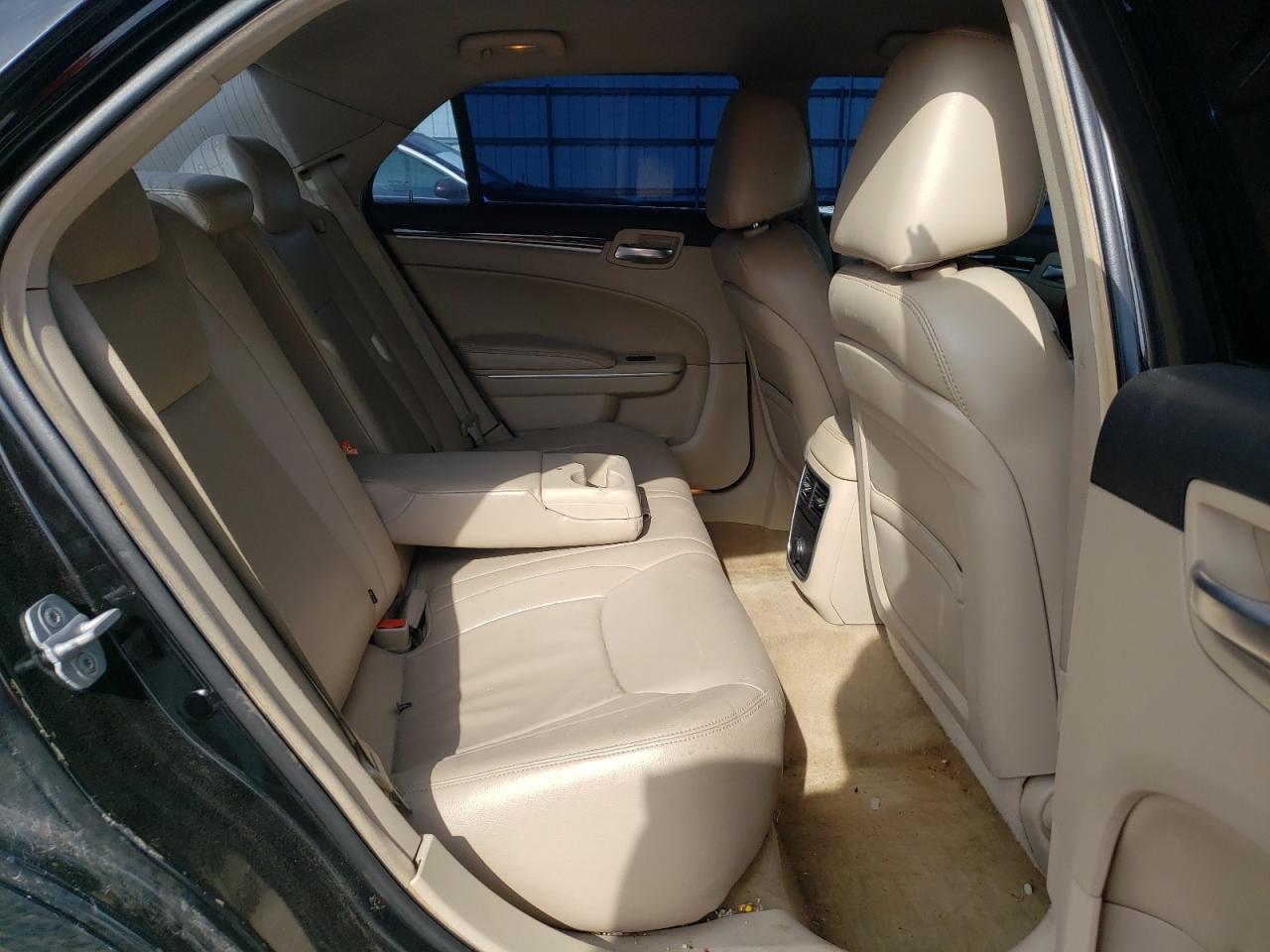 Photo 6 from auction – 2012 CHRYSLER 300 with VIN 2C3CCAAG6CH273311