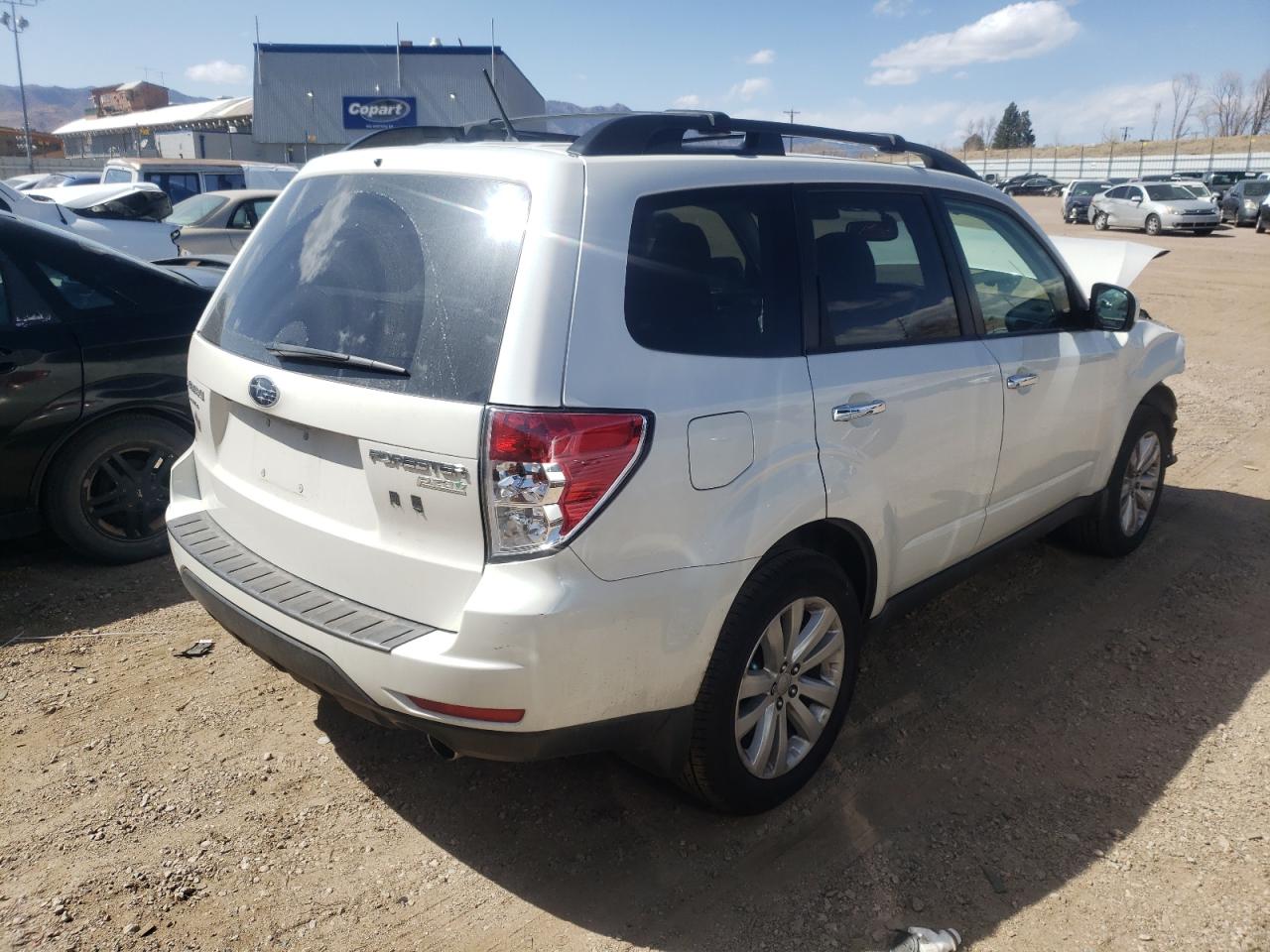 Photo 4 from auction – 2013 SUBARU FORESTER L with VIN JF2SHAEC2DH402573