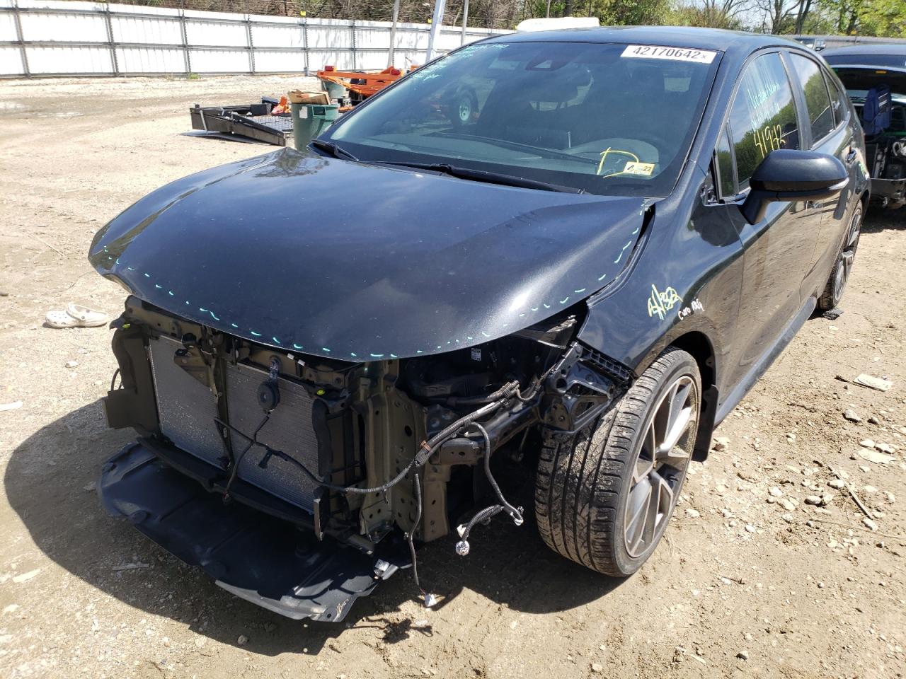 Photo 2 from auction – 2020 TOYOTA COROLLA SE with VIN 5YFP4RCE9LP026895
