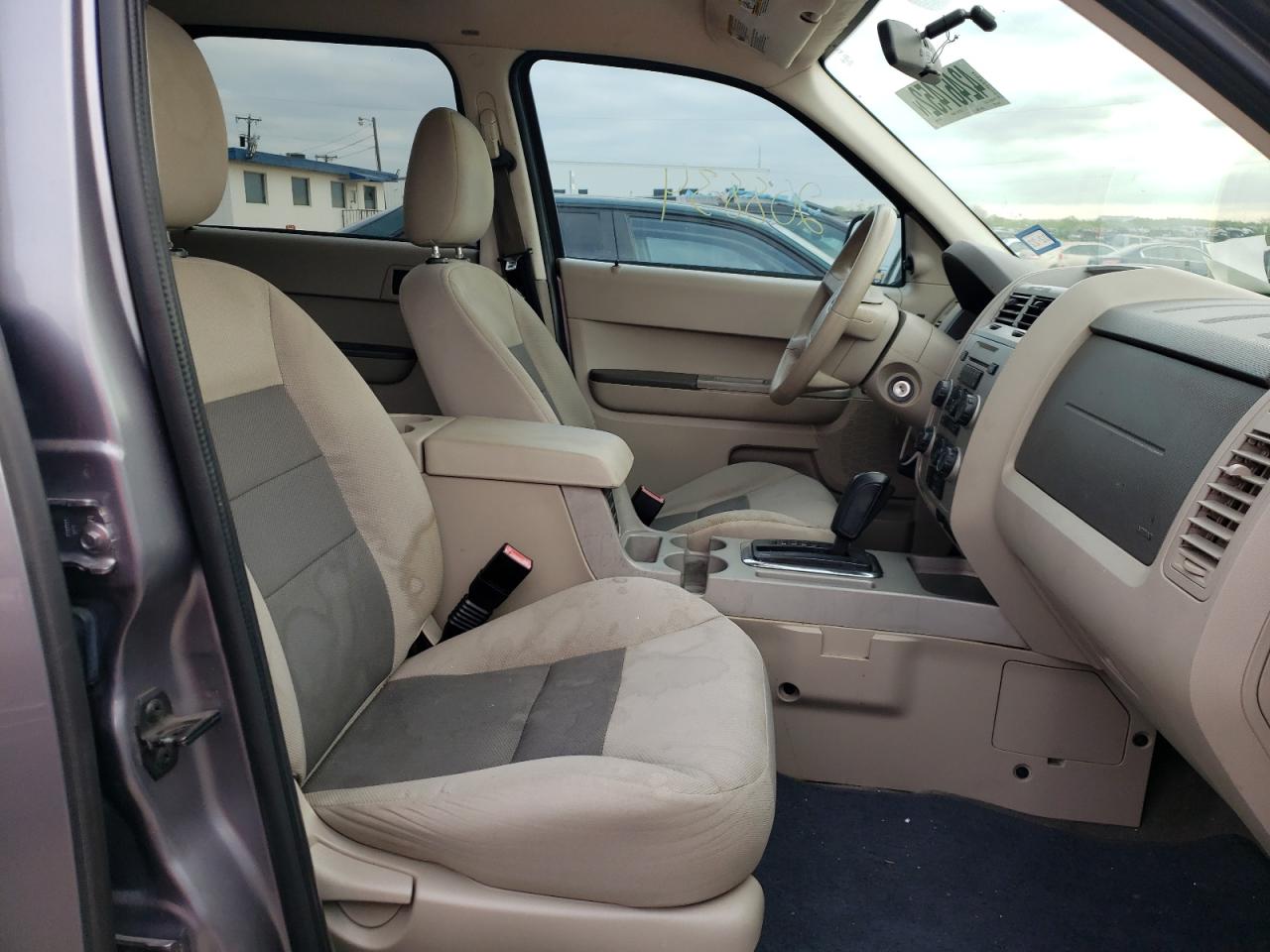 Photo 5 from auction – 2008 FORD ESCAPE XLT with VIN 1FMCU03168KB08284
