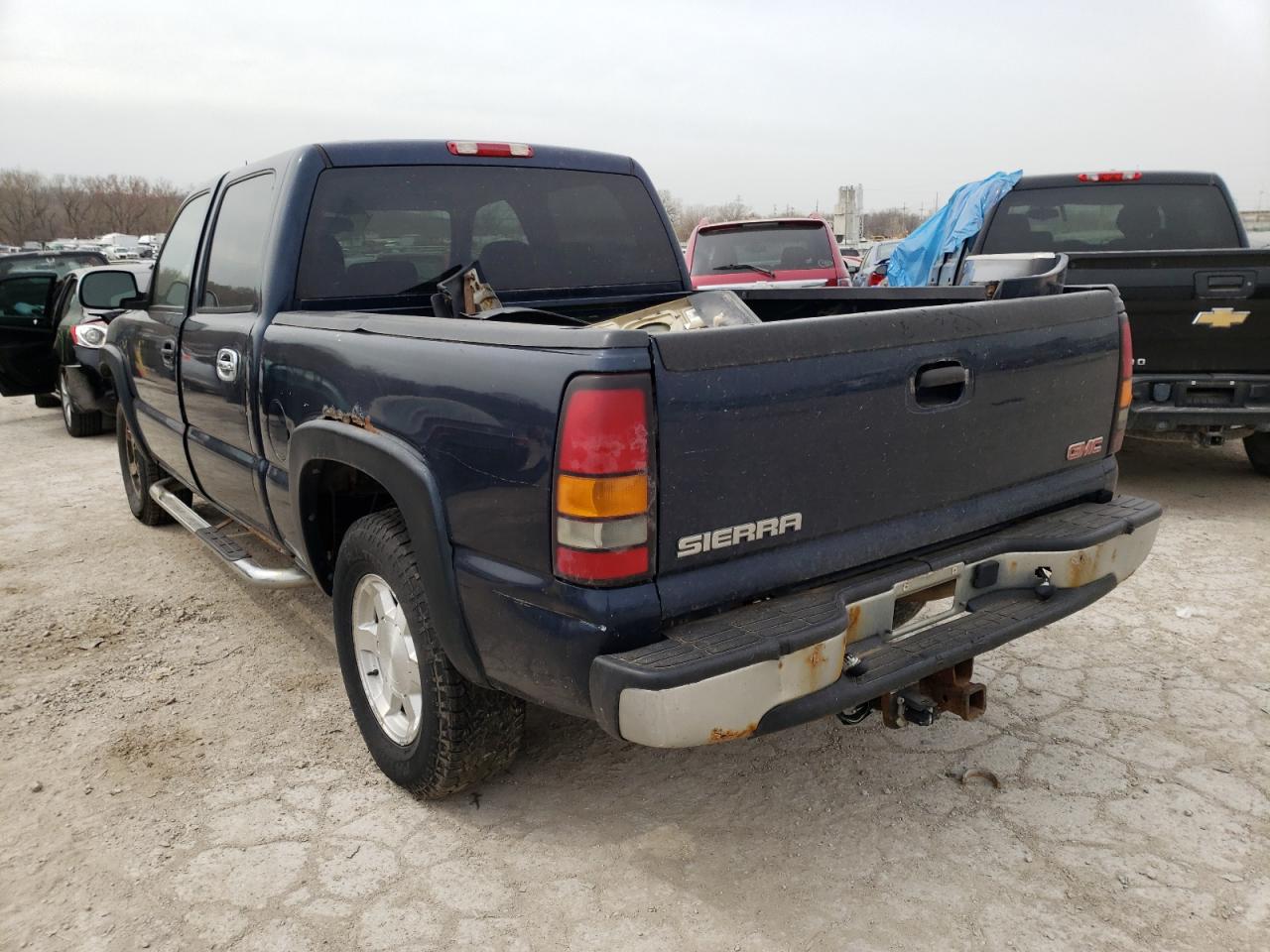 Photo 3 from auction – 2005 GMC NEW SIERRA with VIN 2GTEK13T151128447