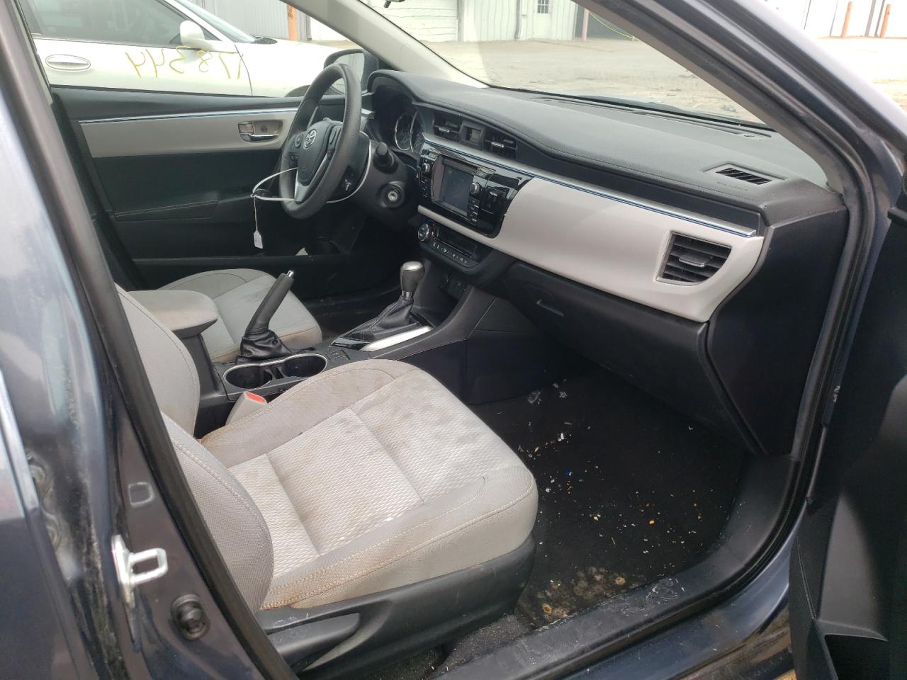 Photo 5 from auction – 2016 TOYOTA COROLLA L with VIN 2T1BURHEXGC526833