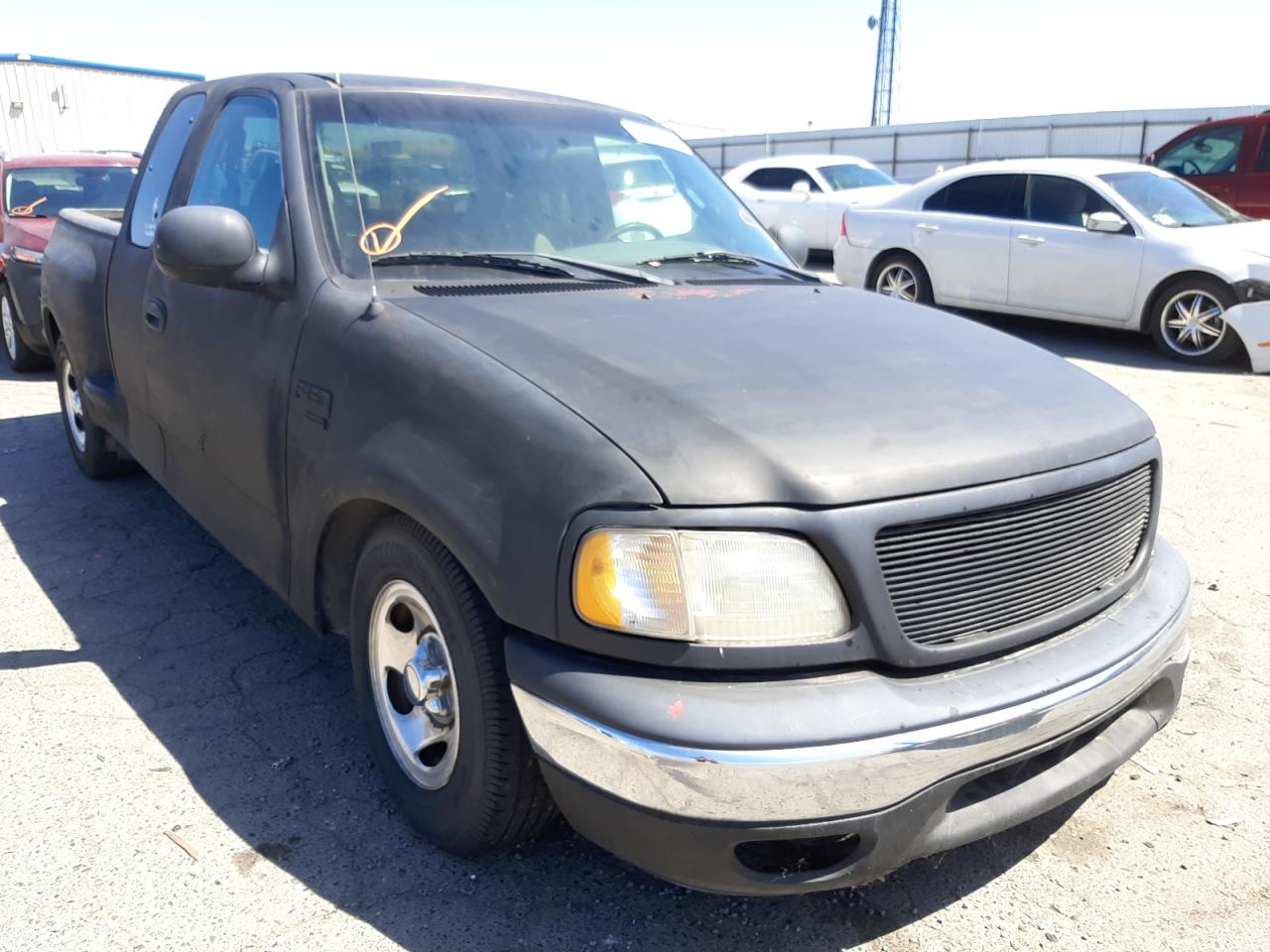 FORD F150 2001 with VIN 1FTRX07L11KE47963 - Photo from auction
