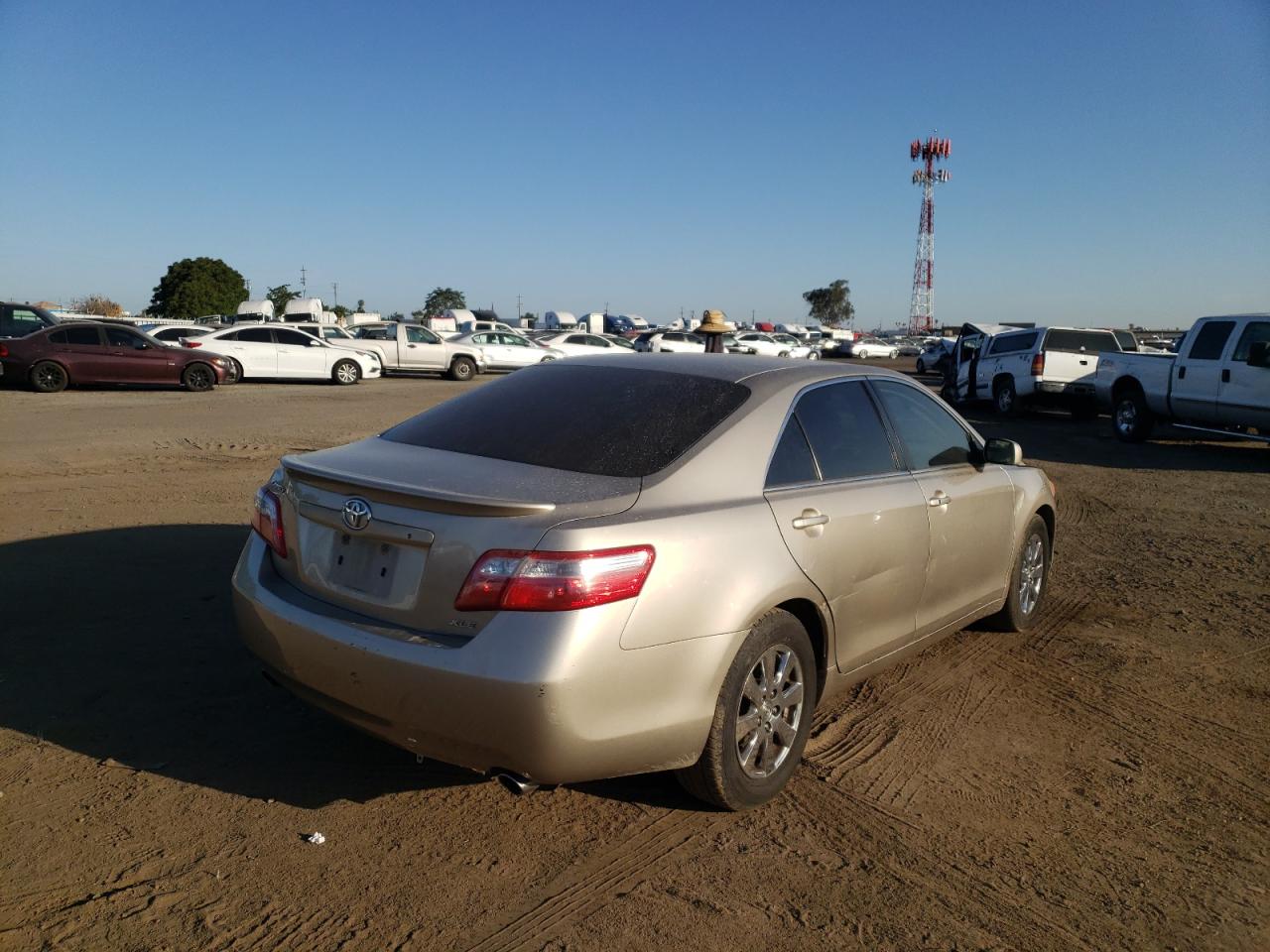 Photo 4 from auction – 2007 TOYOTA CAMRY LE with VIN JTNBK46K873013344