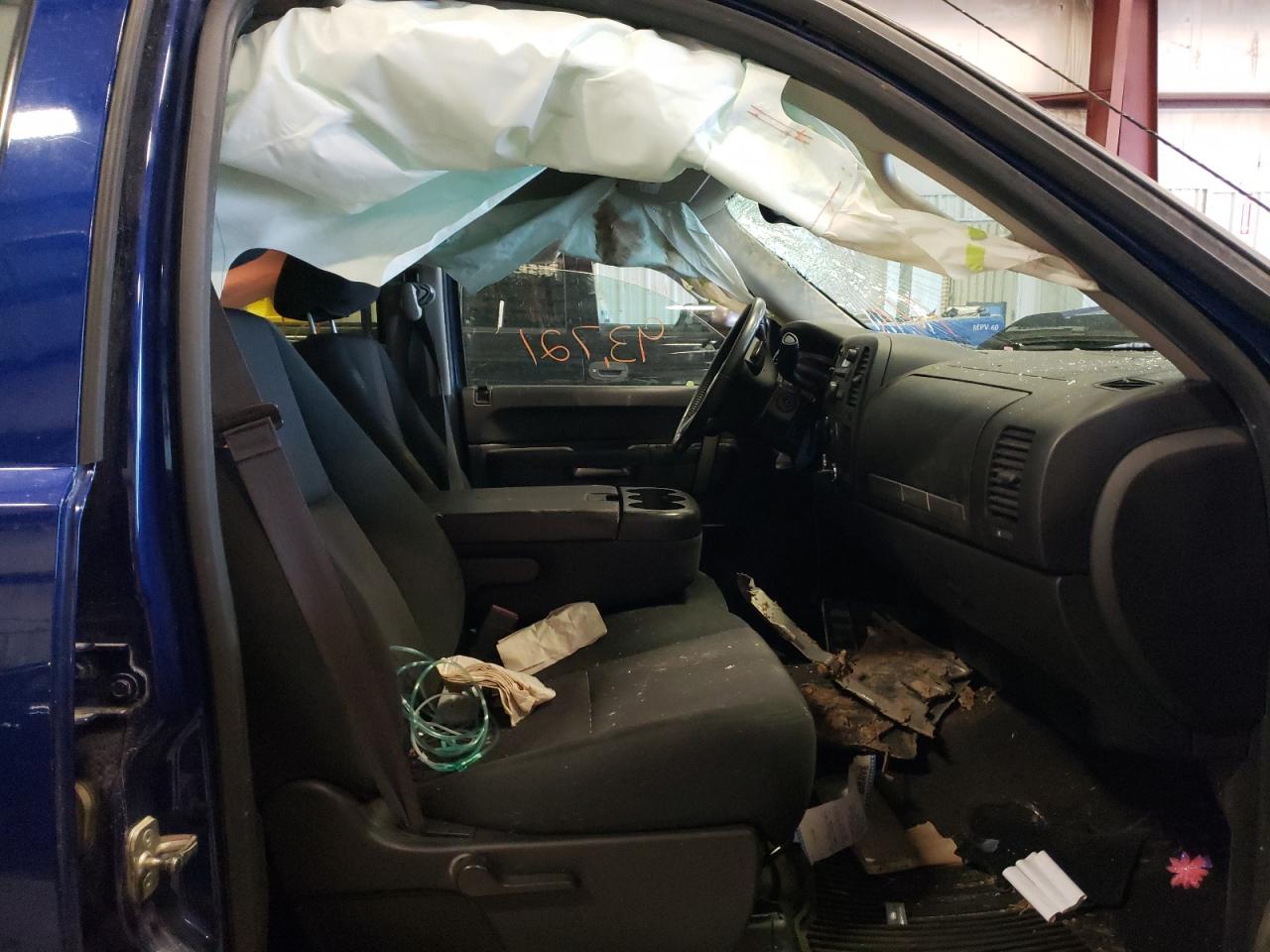 Photo 5 from auction – 2013 CHEVROLET SILVERADO with VIN 3GCPKSE76DG355914