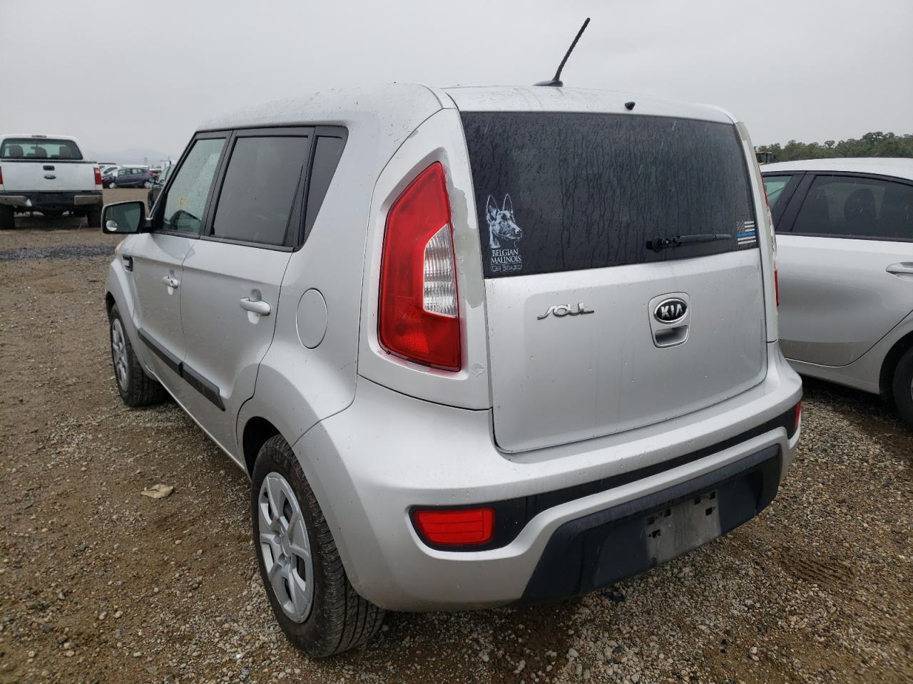 Photo 3 from auction – 2012 KIA SOUL with VIN KNDJT2A51C7435803