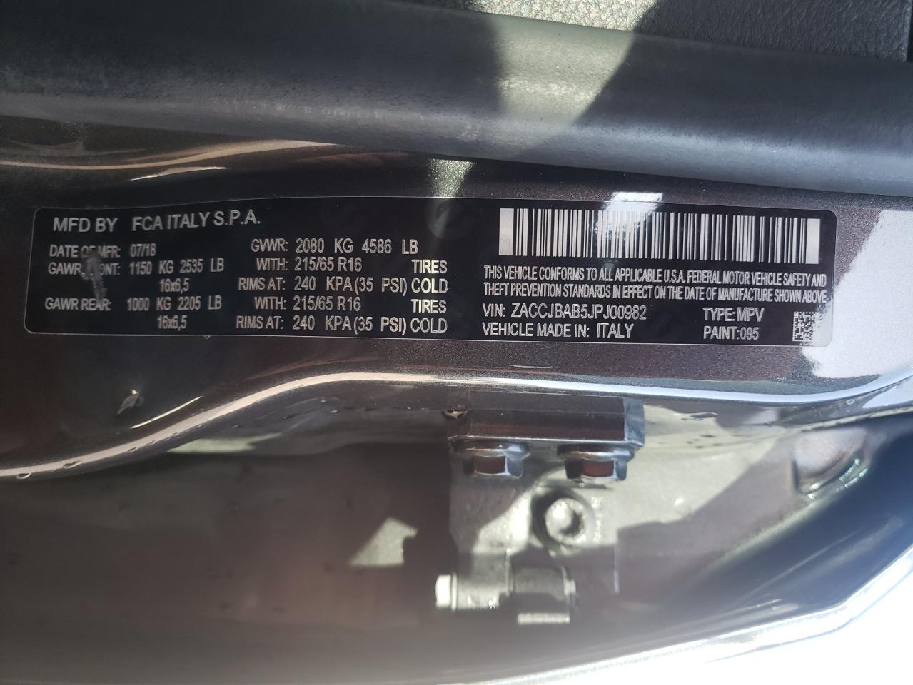 Photo 10 from auction – 2018 JEEP RENEGADE S with VIN ZACCJBAB5JPJ00982