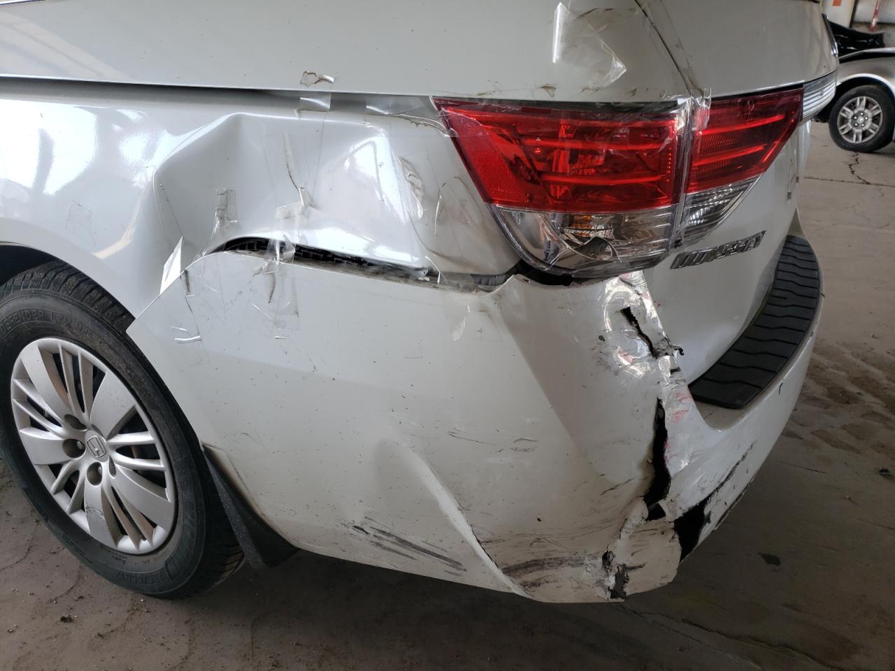 Photo 9 from auction – 2014 HONDA ODYSSEY LX with VIN 5FNRL5H21EB128015