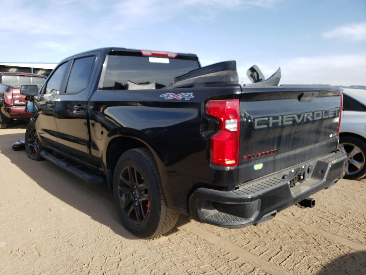 Photo 3 from auction – 2021 CHEVROLET SILVERADO with VIN 1GCUYEED0MZ337580