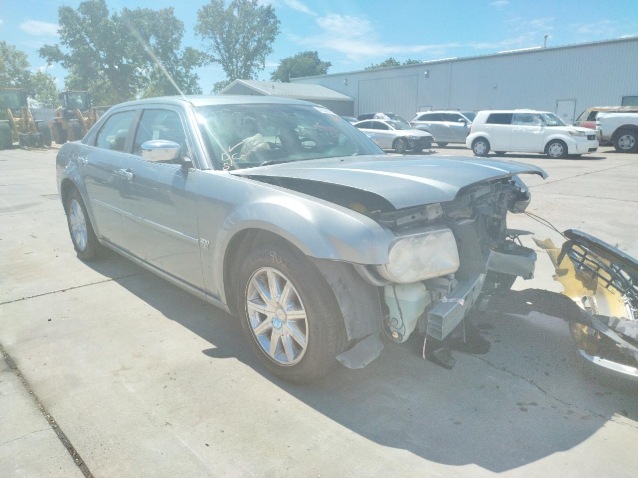CHRYSLER 300C 2007 with VIN 2C3KA63H87H852469 - Photo from auction