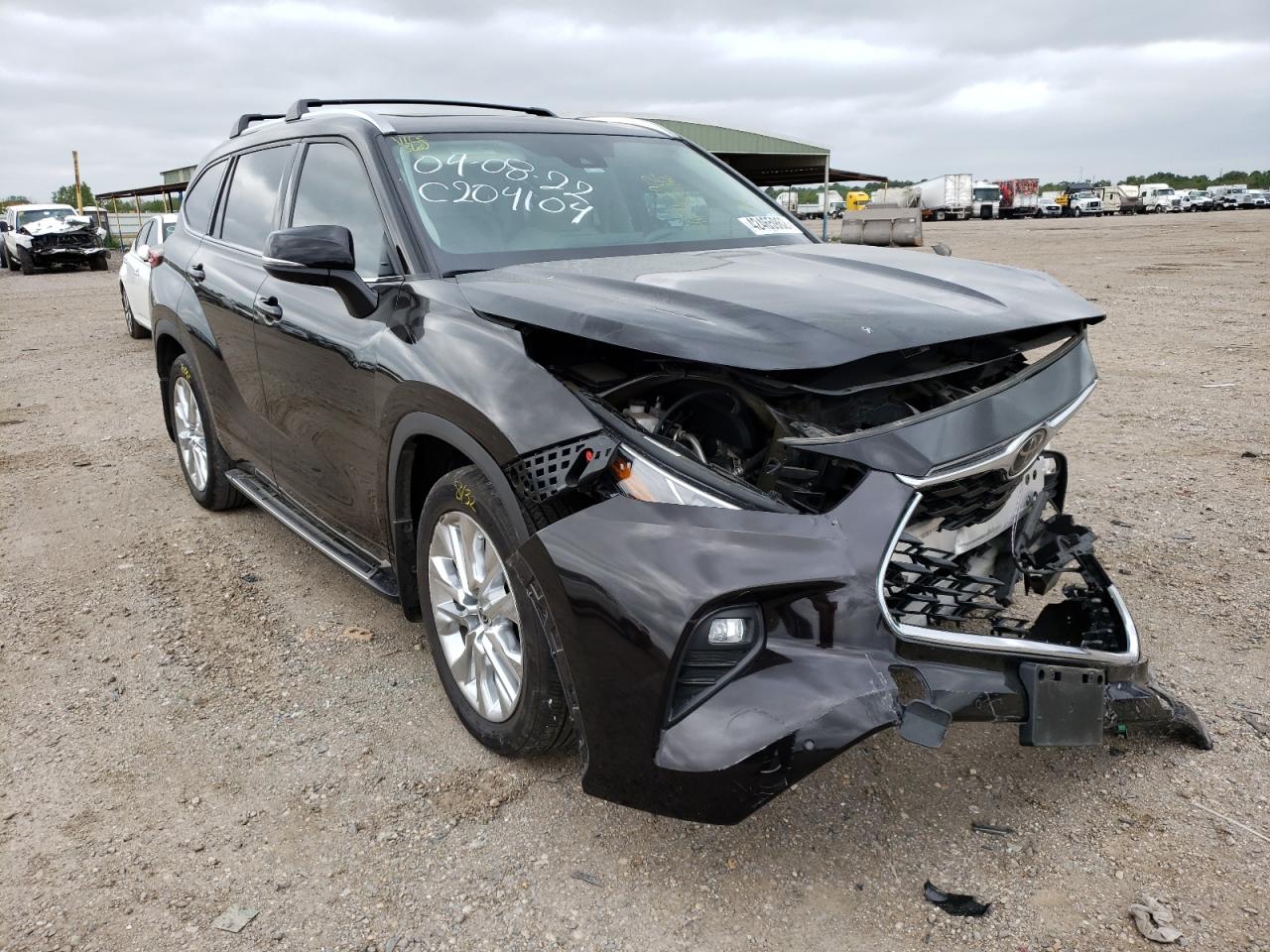 TOYOTA HIGHLANDER 2020 with VIN 5TDDZRBH3LS029766 - Photo from auction
