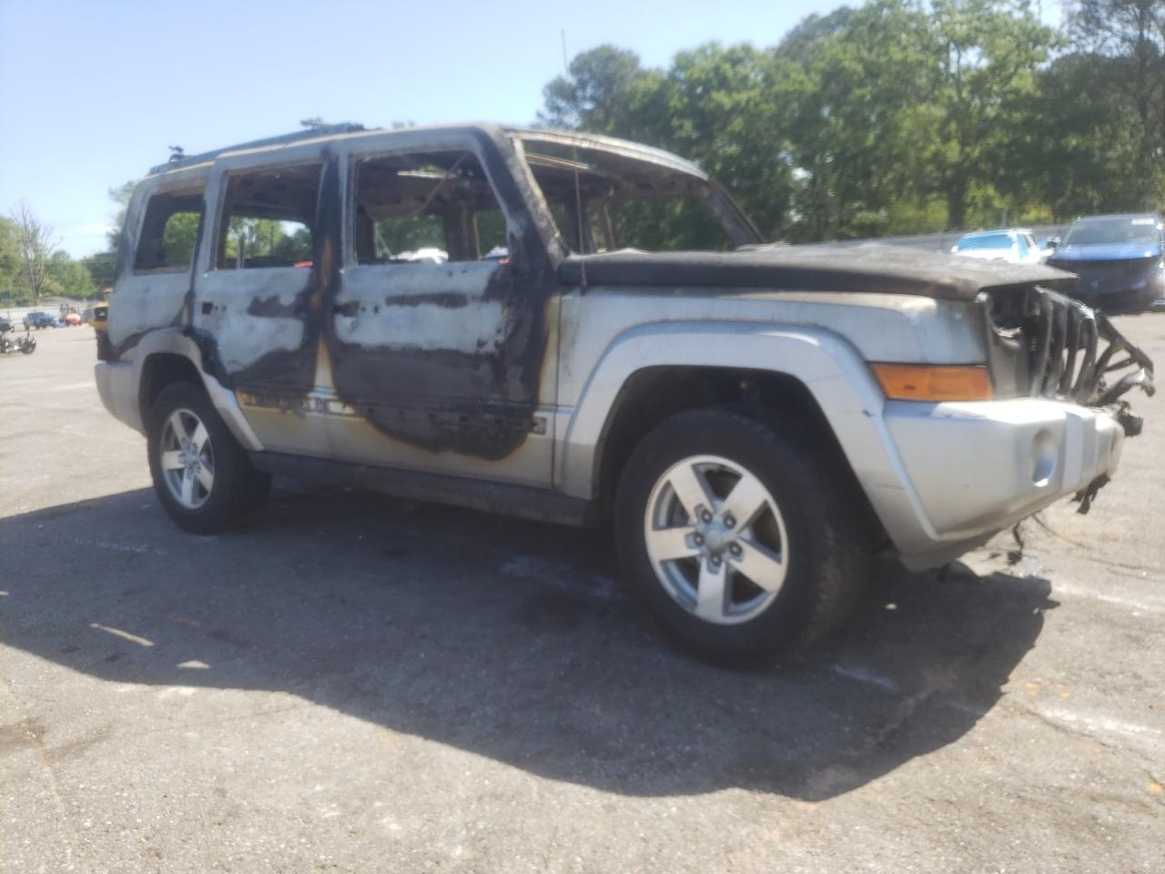 JEEP COMMANDER 2008 with VIN 1J8HH58278C144999 - Photo from auction